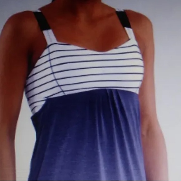 LuLulemon Back On Track Tank Top Size 10 - Picture 12 of 14